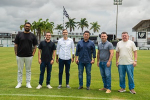 Pres. João Paulo Silva recebe lideranças do Condomínio Forte União para visita institucional à sede alvinegra
