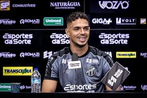 Bruno Ferreira projeta duelo com o Inter e fala da importância da torcida: “Ela sabe todos os jogos que ganhou para a gente"
