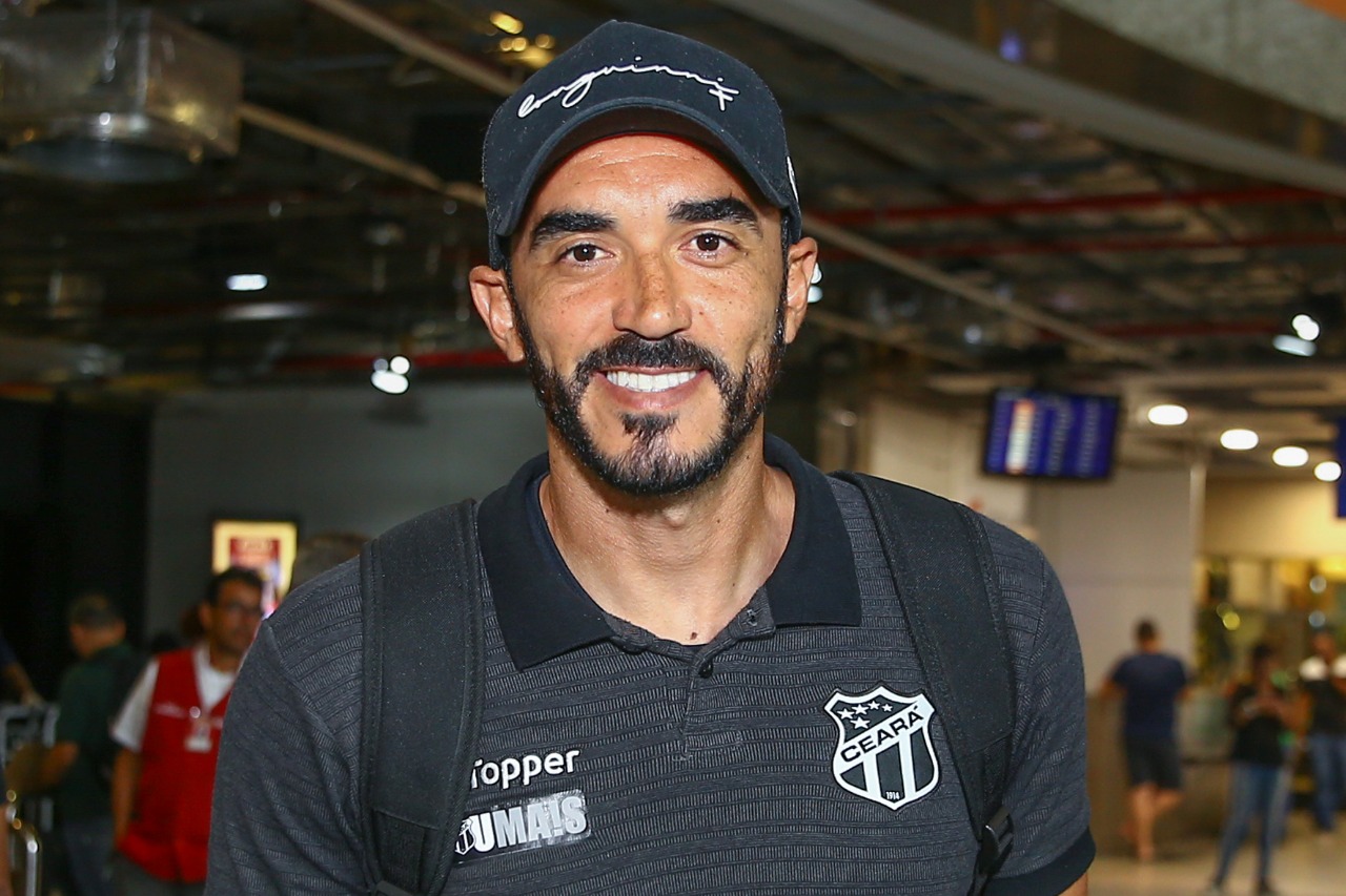 Ceará desembarca na capital cearense após empate contra o Fluminense