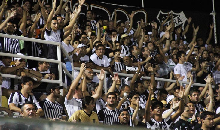 Venda de ingressos para Ceará x Chapecoense começa nesta segunda-feira