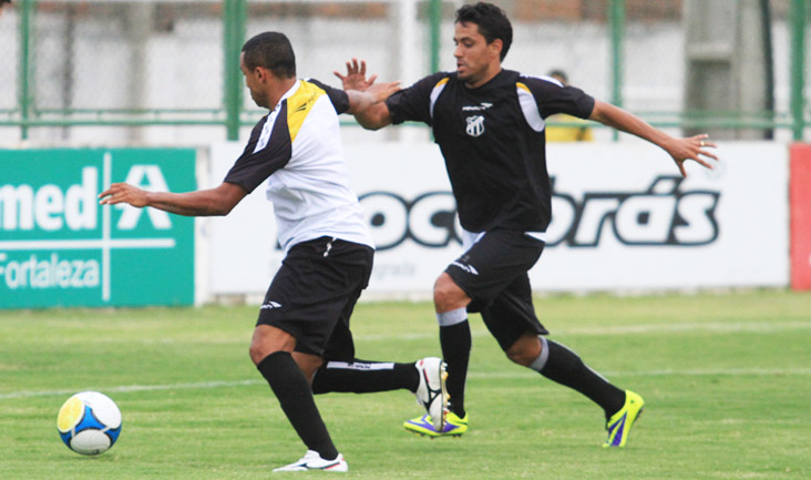 Elenco alvinegro participou do primeiro treino tático