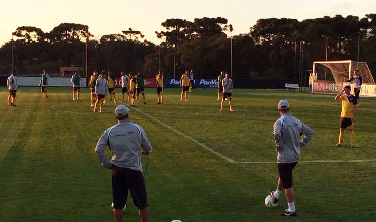 Alvinegros encerraram os preparativos para o jogo diante do Paraná