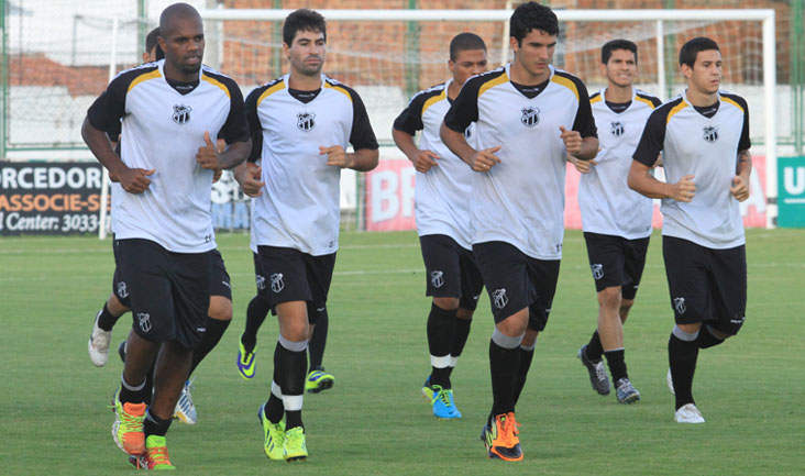 Pensando no Clássico-Rei, elenco voltou aos treinos nesta quinta-feira