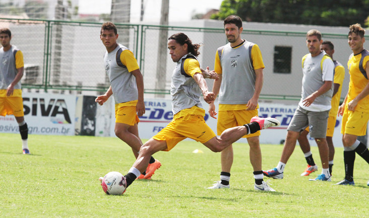 Recreativo e bolas paradas movimentaram os trabalhos de hoje