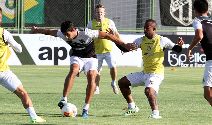 Torcedor compareceu ao treino e o grupo trabalhou com muito apoio