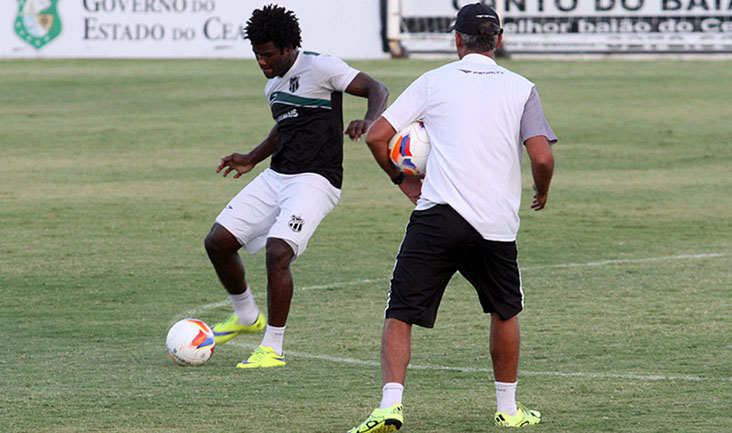 Semana começou com trabalhos físicos e técnicos para o grupo