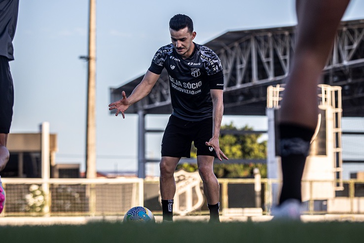 Ceará faz último treino na preparação para encarar o CRB/AL