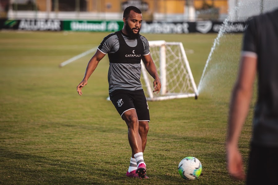 Quarta-feira foi de treino tático-setorial para elenco do Ceará