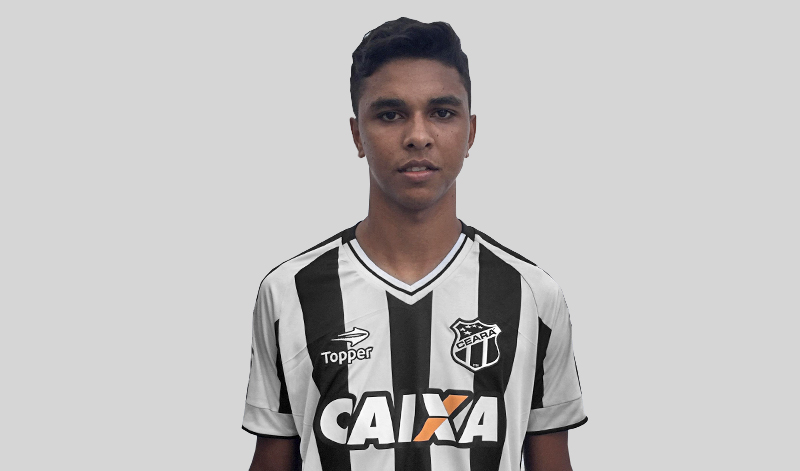 Ceará acerta a contratação do zagueiro Túlio 