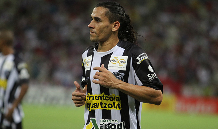 Vicente diz que pausa foi importante e garante um Ceará forte