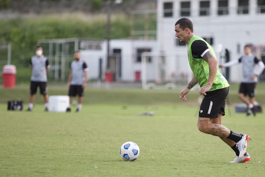 Ceará realiza primeiro dos dois treinos preparatórios antes da partida contra o Bahia