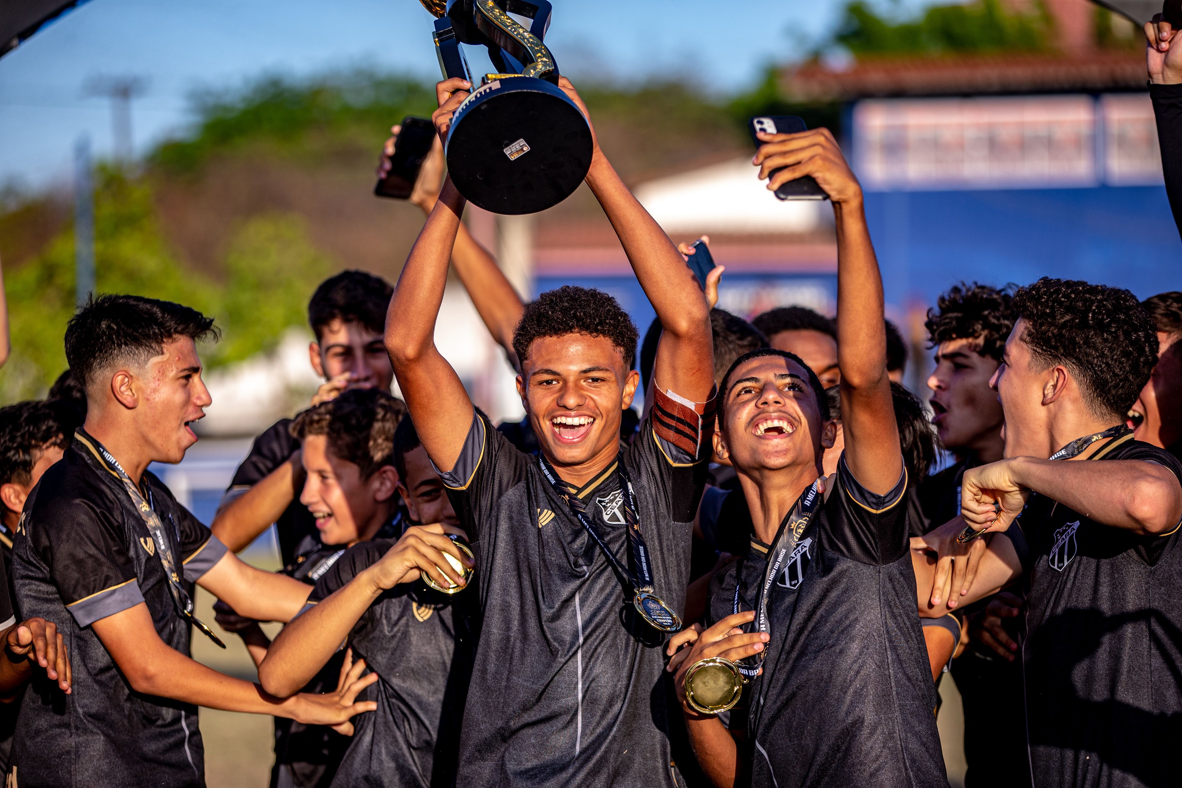 Sub-14: Em Maracanaú, Ceará vence o rival e conquista o título da Copa Seromo