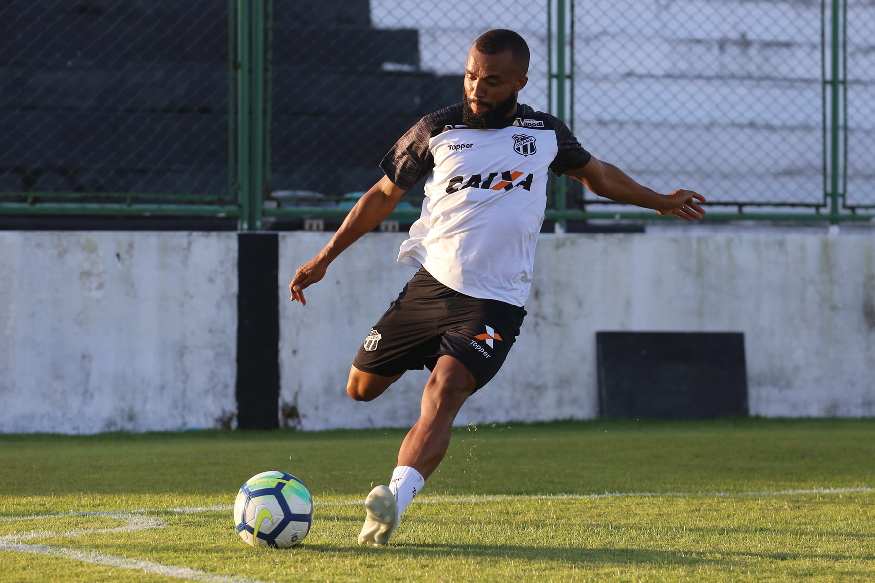 Xavier acredita que time precisa manter a postura e pondera: “Ansiedade não pode nos atrapalhar”